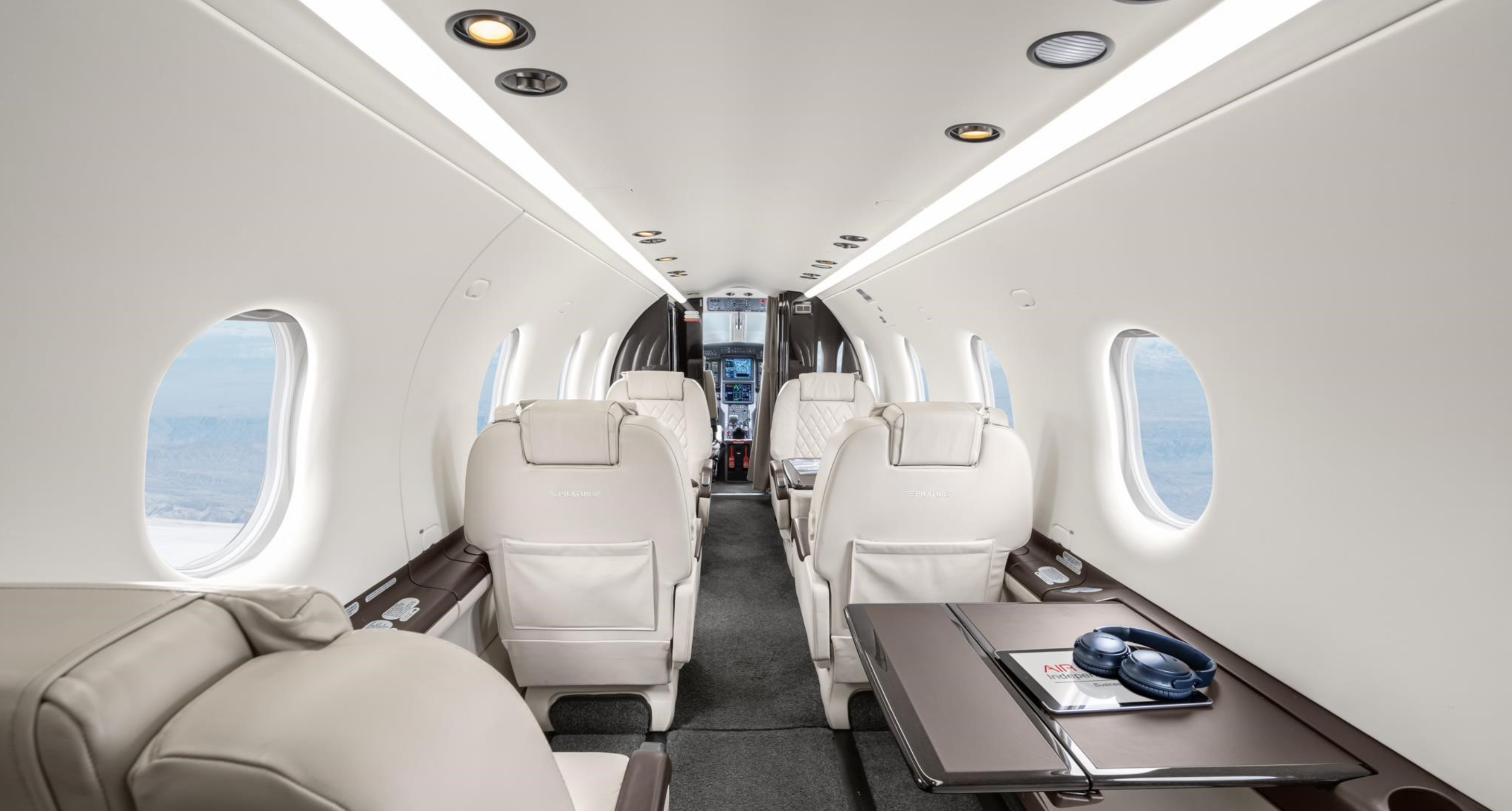 2017 Pilatus PC-12NG, photo 7