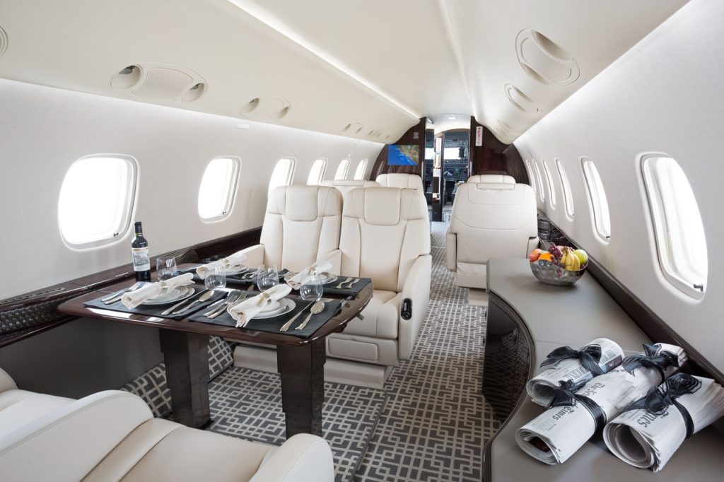 Legacy 600 Interior