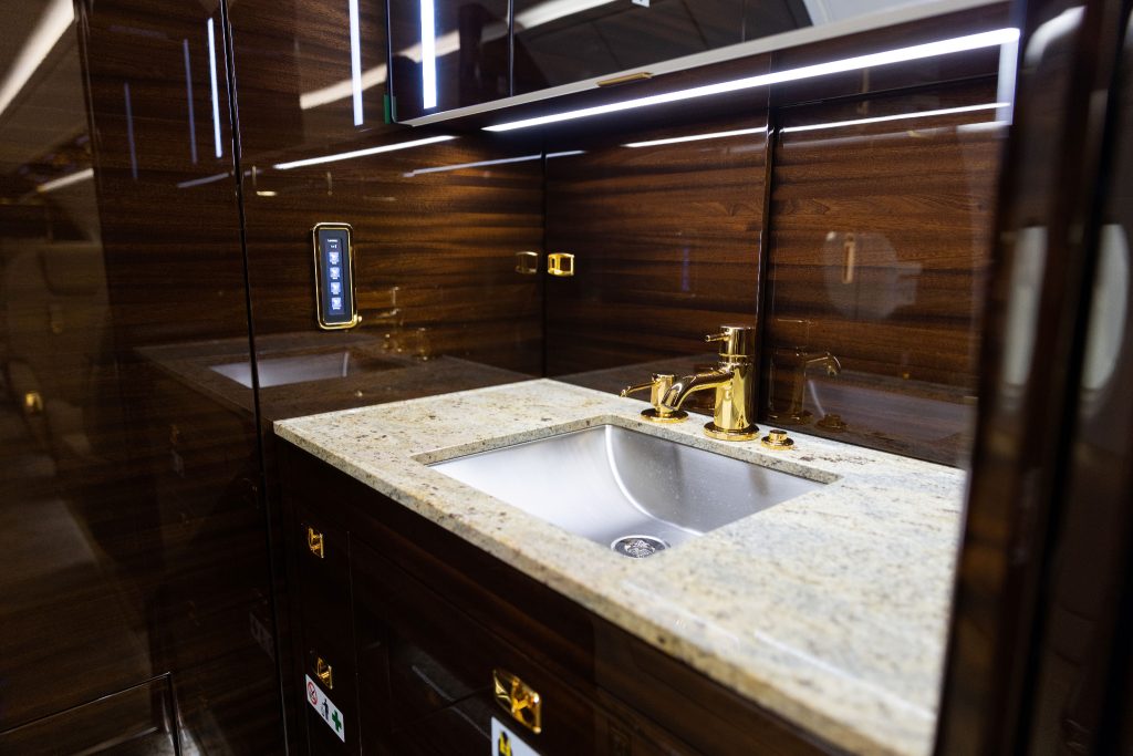 Praetor 600 Private Jet For Sale galley 2