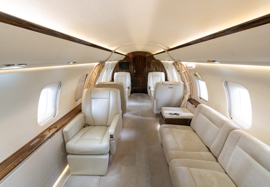 Challenger 605 For Sale (10)